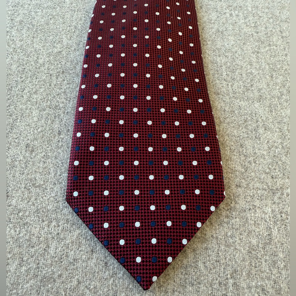 Ermenegildo Zegna Silk Tie, New With Tags, Never Worn, Perfect Condition